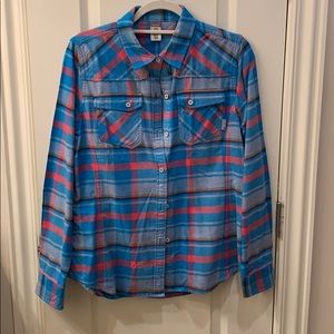STIO ladies Flannel Long sleeve button down shirt